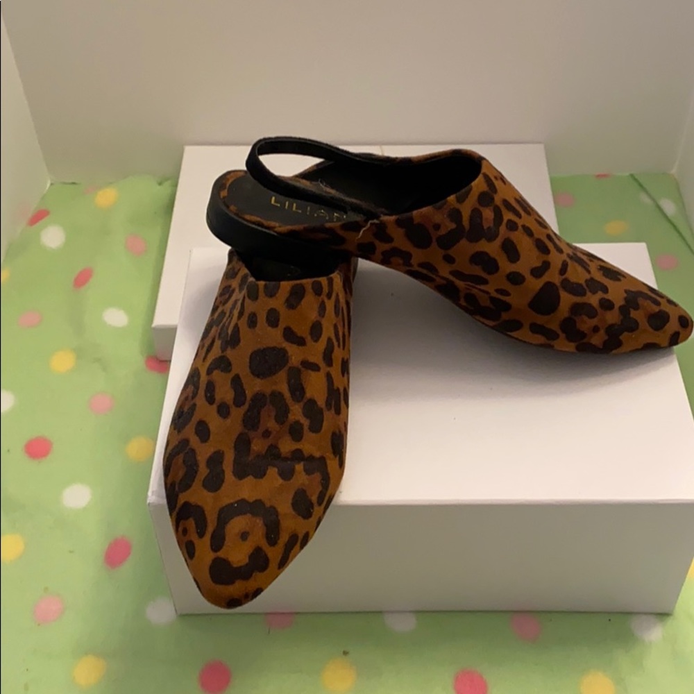Leopard print Liliana suede like shoes